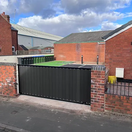 The Limes Rowley Regis Apartment Dorridge Exterior photo